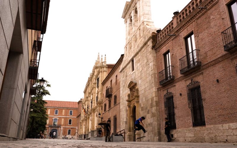SOTOVAL | Reforma suelo universidad Alcalá de Henares | Comercial