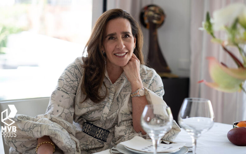 Claudia Schultheis con la firma Carmen Borja en Madrid